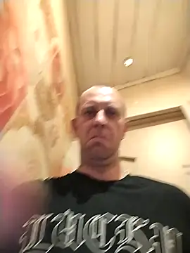 MaxDevilWhite online show from 09/13/25, 06:13