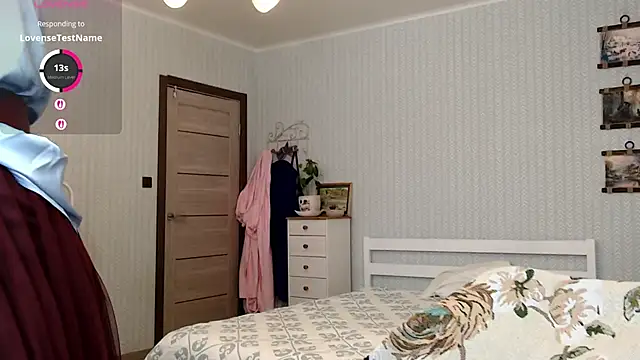 Soffya Soy online show from 04/09/26, 04:12