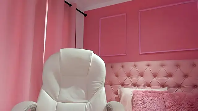 Snapshot of Alezzandro_ chatting on 01/27/25, 02:02 Alezzandro online show from 01/27/25, 02:02