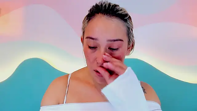 Lannajansen online show from 12/17/25, 01:39