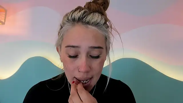 Lannajansen online show from 01/19/26, 12:53