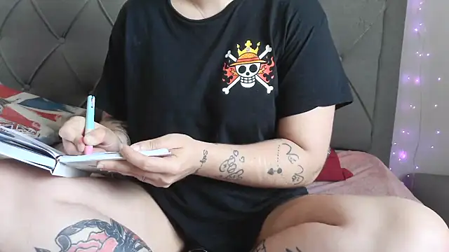 bunnyfox420 online show from 04/22/26, 03:24