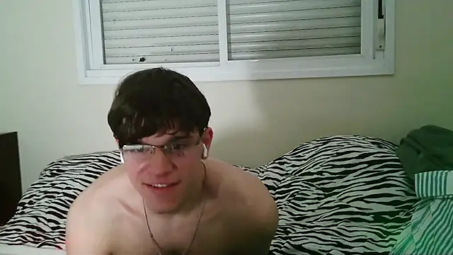 vitorsafado19 online show from 06/14/26, 02:57