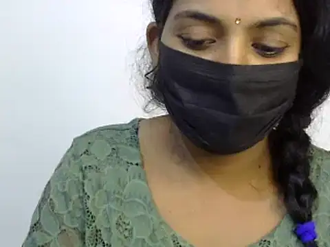 Snapshot of Reddy_Trisha chatting on 01/25/25, 09:57 Reddy Trisha online show from 01/25/25, 09:57