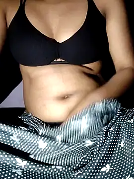 Red-Rose25 online show from 02/21/25, 02:06