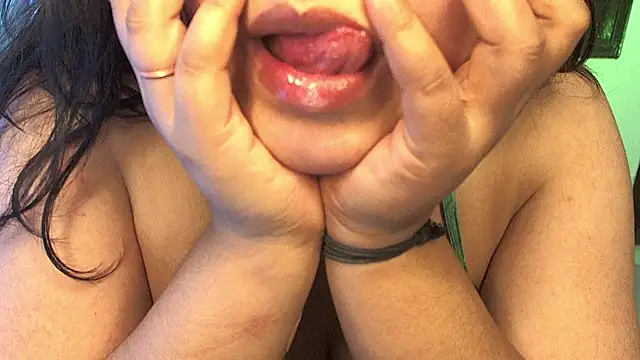 Snapshot of Gagankaur chatting on 07/13/26, 07:00 Gagankaur online show from 07/13/26, 07:00