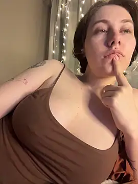 Molli Luv online show from 03/23/26, 01:31