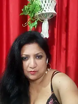 Snapshot of horny_lizia chatting on 11/15/25, 04:47 horny lizia online show from 11/15/25, 04:47