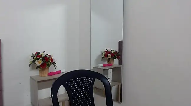 Sofii Queen  online show from 01/22/25, 06:10