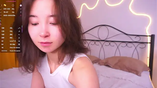 VeronaCritchlow online show from 03/25/26, 07:25