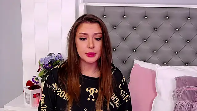 AlmaNoble online show from 12/05/25, 08:38