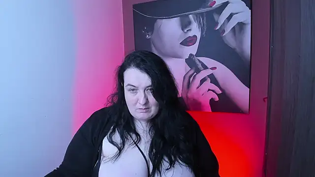 QueenOfHaze online show from 11/15/25, 07:43