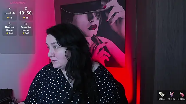 QueenOfHaze online show from 05/24/26, 08:03