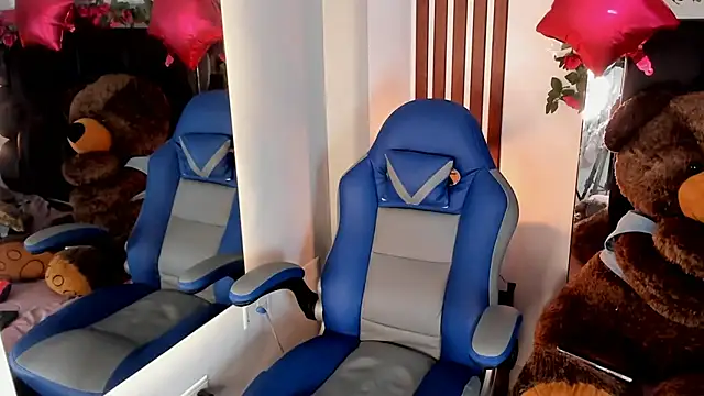 Snapshot of Amberr1 chatting on 02/13/25, 03:24 Amberr1 online show from 02/13/25, 03:24