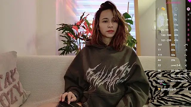 GerberaBlooms77 online show from 03/25/26, 10:54