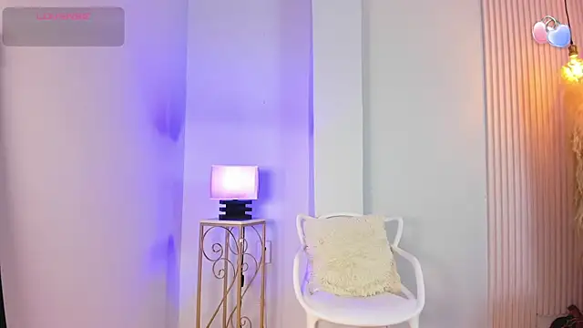 Snapshot of alana_rossetti chatting on 07/23/26, 12:14 alana rossetti online show from 07/23/26, 12:14