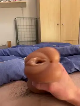 mangemoilabite1 online show from 03/04/25, 05:13