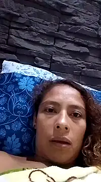 Snapshot of Zoedaniels chatting on 02/22/25, 07:23 Zoedaniels online show from 02/22/25, 07:23