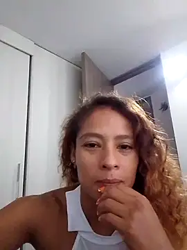 Snapshot of Zoedaniels chatting on 02/27/25, 03:15 Zoedaniels online show from 02/27/25, 03:15