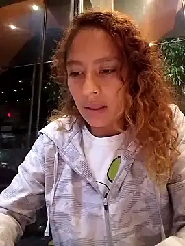 Snapshot of Zoedaniels chatting on 03/02/25, 03:56 Zoedaniels online show from 03/02/25, 03:56