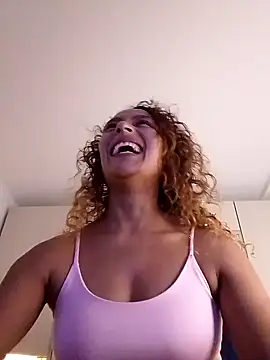 Snapshot of Zoedaniels chatting on 03/10/25, 11:27 Zoedaniels online show from 03/10/25, 11:27