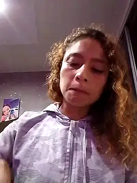 Snapshot of Zoedaniels chatting on 03/12/25, 04:08 Zoedaniels online show from 03/12/25, 04:08