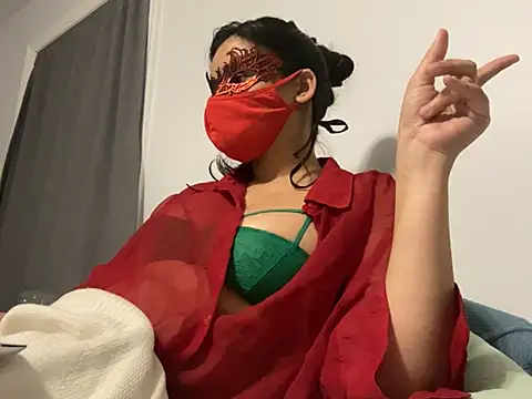 Snapshot of desiiiinigal chatting on 03/11/25, 08:30 desiiiinigal online show from 03/11/25, 08:30