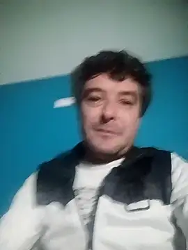Snapshot of petxxl chatting on 12/01/25, 09:53 petxxl online show from 12/01/25, 09:53