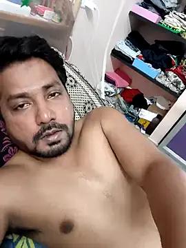 Snapshot of PARTHI012025 chatting on 05/08/26, 02:11 PARTHI012025 online show from 05/08/26, 02:11
