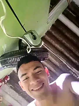 Snapshot of andresiito203 chatting on 03/03/25, 05:31 andresiito203 online show from 03/03/25, 05:31