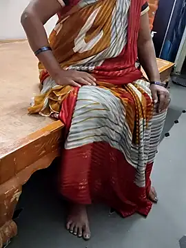 Snapshot of laxmitelugu78 chatting on 02/01/25, 03:28 laxmitelugu78 online show from 02/01/25, 03:28