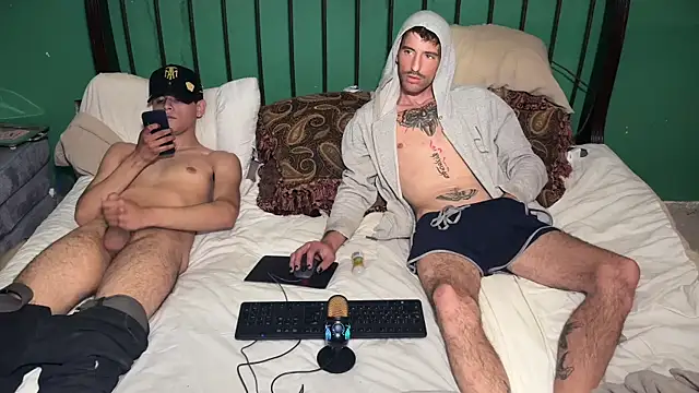 Snapshot of badrolemodelx chatting on 03/09/26, 02:43 badrolemodelx online show from 03/09/26, 02:43