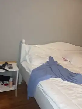 bunnythetailor online show from 02/09/25, 03:56