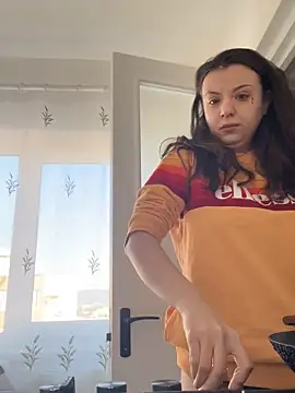 bunnythetailor online show from 12/14/25, 12:21