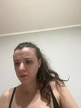 bunnythetailor online show from 02/24/26, 04:27