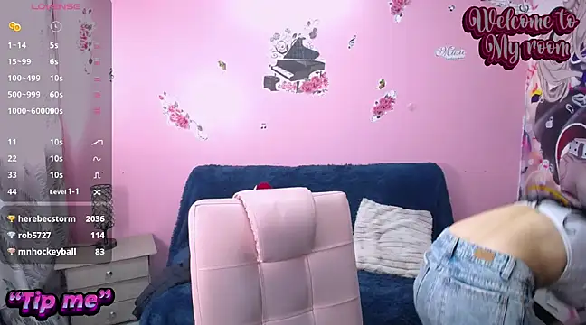 Snapshot of Sofii_cutee chatting on 01/25/25, 06:35 Sofii cutee online show from 01/25/25, 06:35