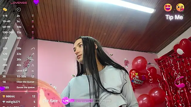 Snapshot of Sofii_cutee chatting on 02/14/25, 12:36 Sofii cutee online show from 02/14/25, 12:36