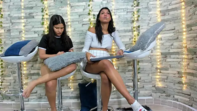 emilly09 online show from 03/14/25, 10:16