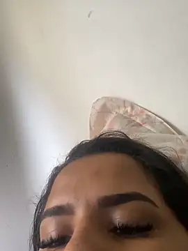 Alicia BR online show from 04/11/26, 01:48