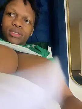 Boneca25 online show from 02/18/25, 08:47