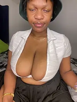 Boneca25 online show from 10/12/25, 06:07