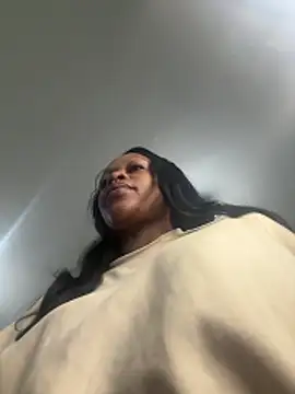Boneca25 online show from 06/03/26, 04:01