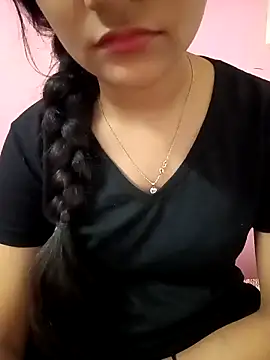 Tanu-00 online show from 12/18/25, 12:11