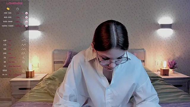 ElvinaBestwick online show from 02/25/25, 03:49