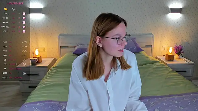 ElvinaBestwick online show from 03/07/25, 06:22