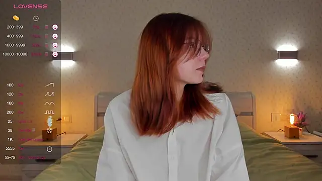 ElvinaBestwick online show from 03/19/25, 06:44