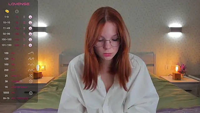 ElvinaBestwick online show from 03/19/25, 09:48