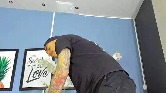 kaletattoo online show from 09/14/25, 11:42