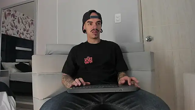 kaletattoo online show from 11/12/25, 11:21