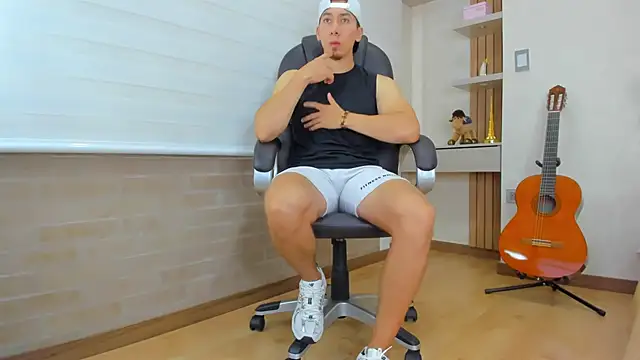 Tombarden online show from 09/24/25, 10:13